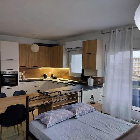 Luxurious 4Th Floor Apartment With Elevator Alexandroupoli Bagian luar foto