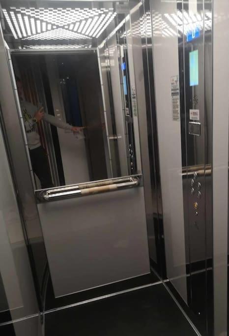 Luxurious 4Th Floor Apartment With Elevator Alexandroupoli Bagian luar foto