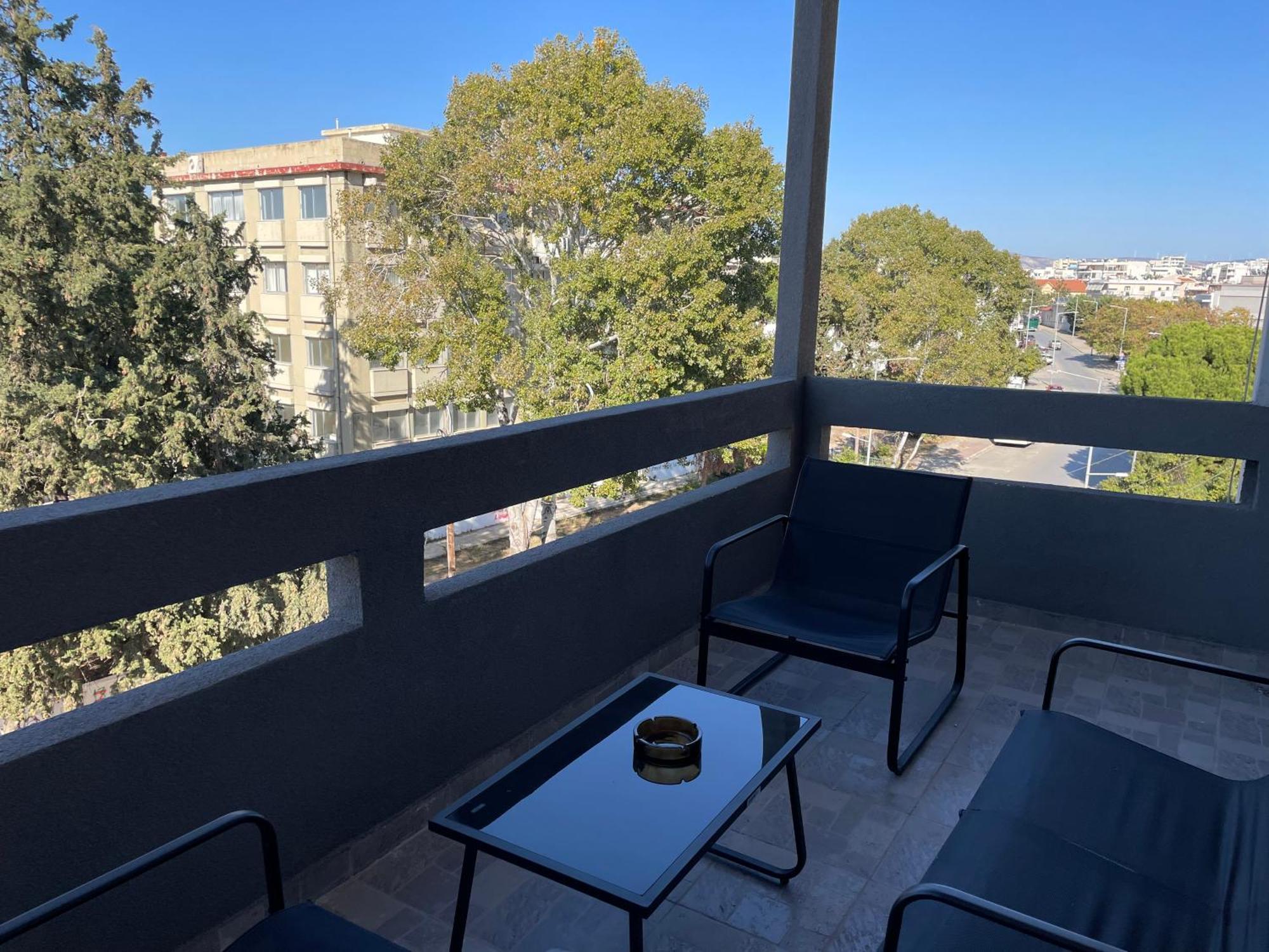 Luxurious 4Th Floor Apartment With Elevator Alexandroupoli Bagian luar foto