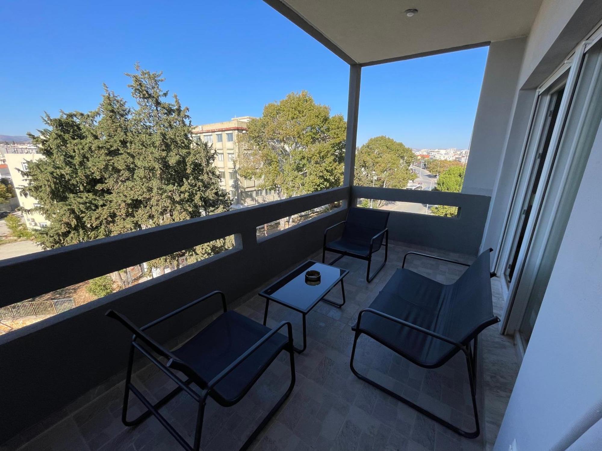 Luxurious 4Th Floor Apartment With Elevator Alexandroupoli Bagian luar foto