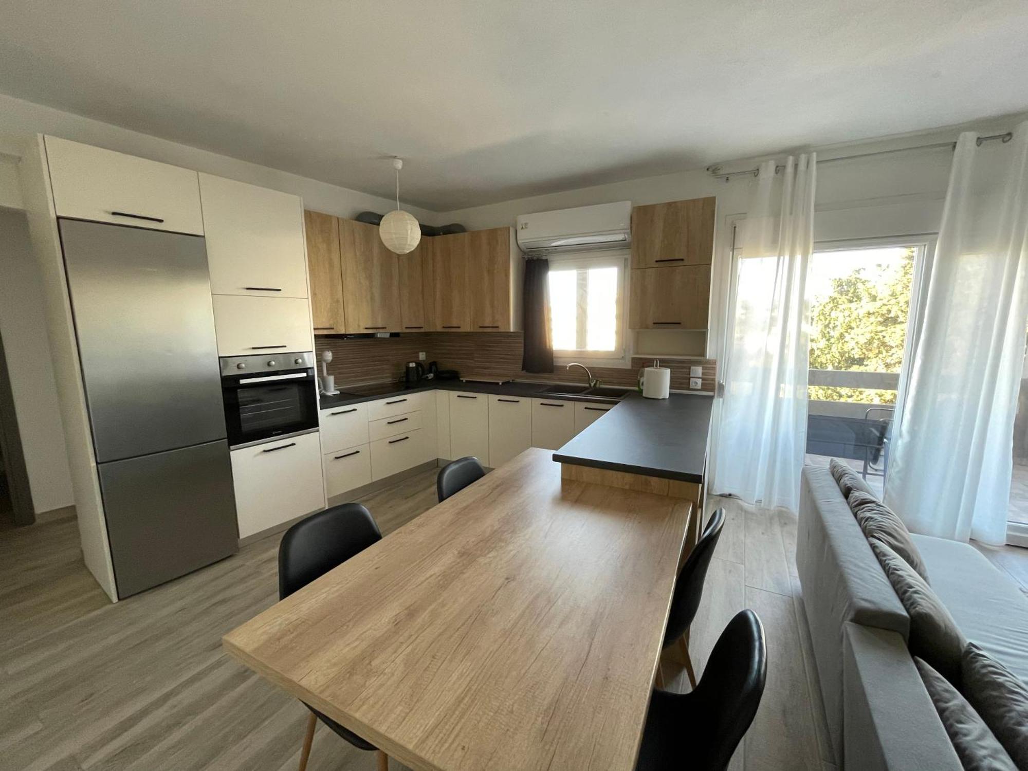 Luxurious 4Th Floor Apartment With Elevator Alexandroupoli Bagian luar foto