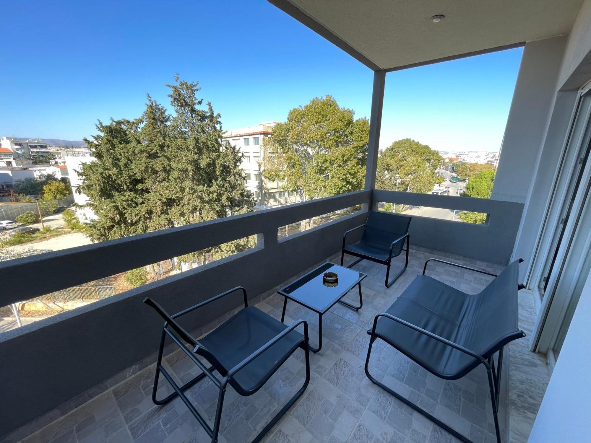 Luxurious 4Th Floor Apartment With Elevator Alexandroupoli Bagian luar foto